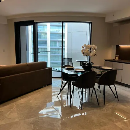 Apartment Exclusive 2 Bed - Mercury - Pool Access